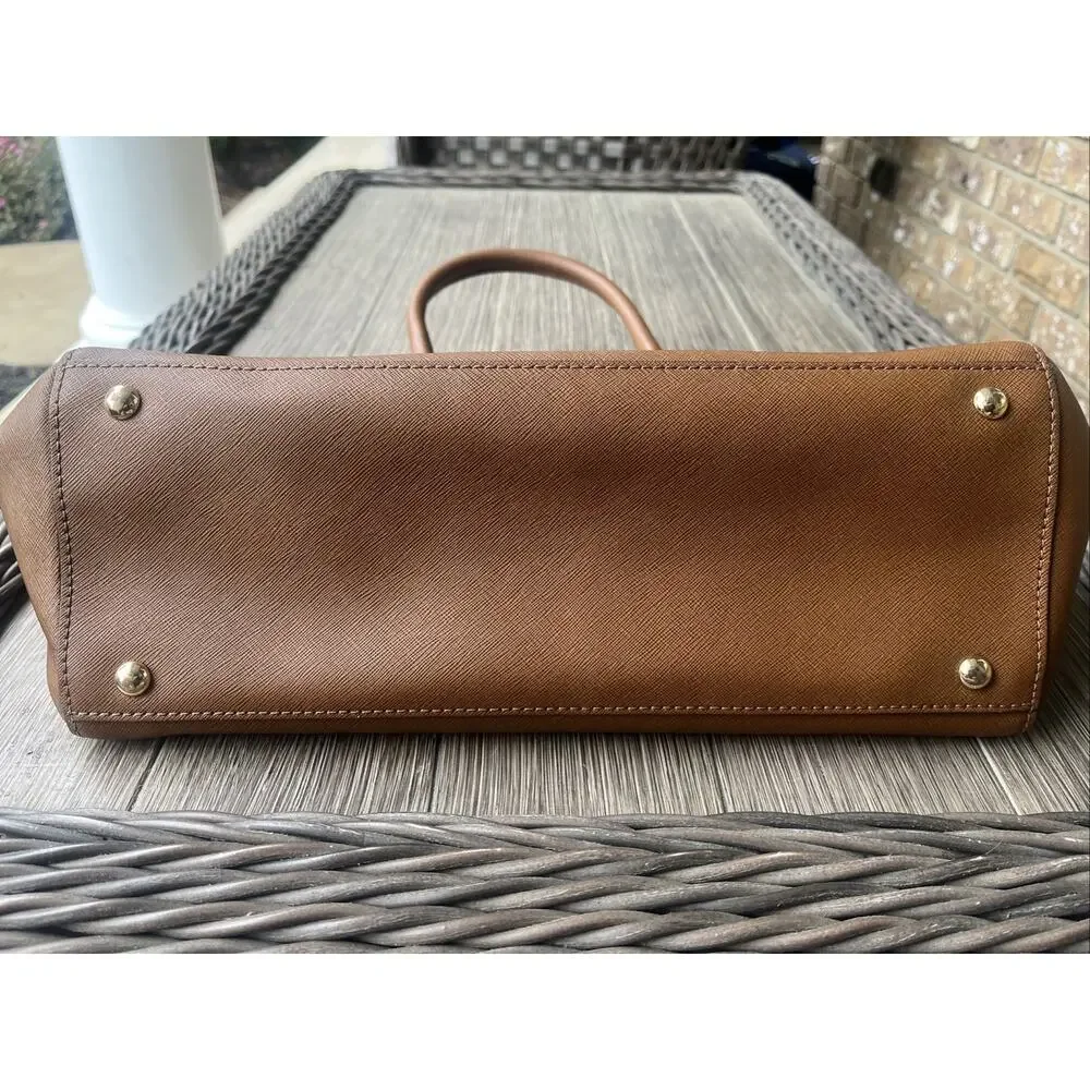 MICHAEL KORS Sandrine Saffiano Satchel Purse Tan Zipper Crossbody Hand Bag